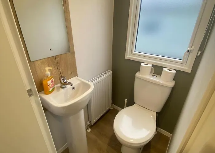 Marsden Escape Cayton